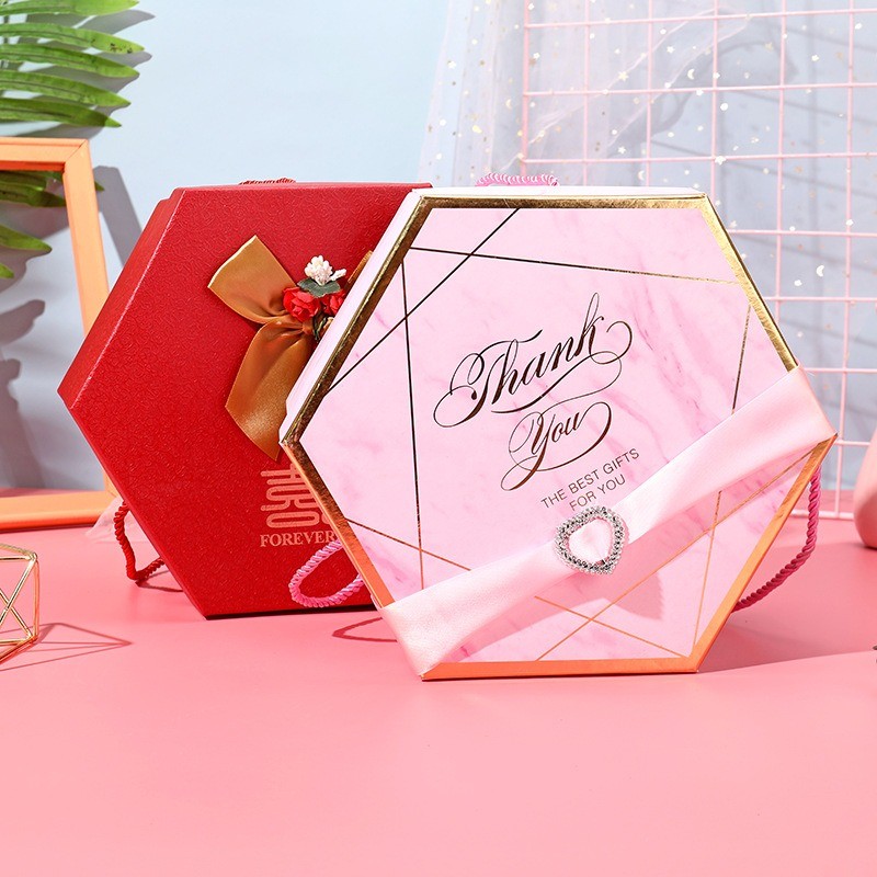 Cajas de regalo de papel hexagonales